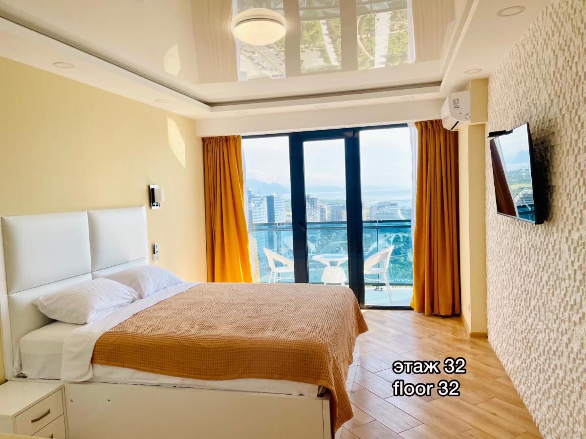 Sea View Apartments Orbi Beach Tower 바투미 외부 사진