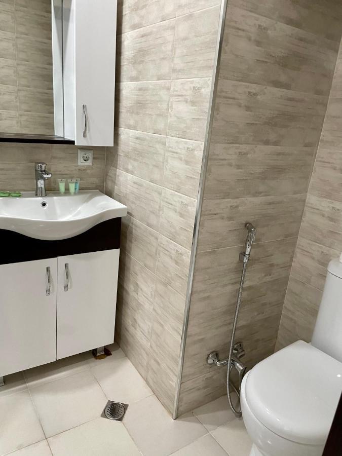Sea View Apartments Orbi Beach Tower 바투미 외부 사진