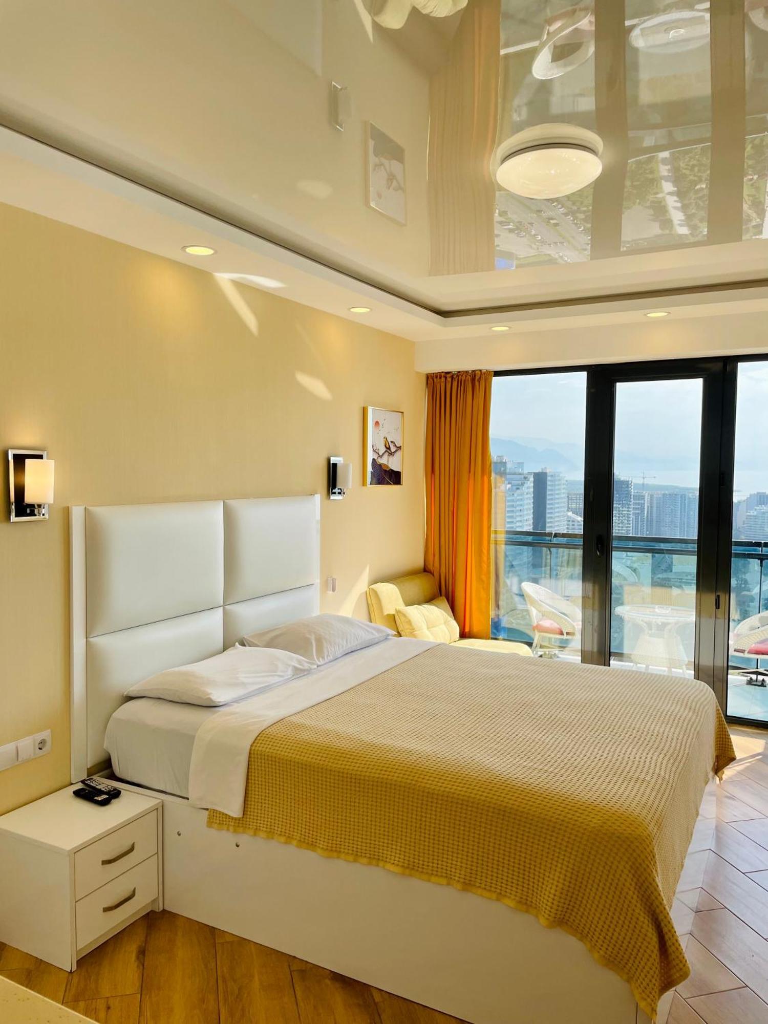 Sea View Apartments Orbi Beach Tower 바투미 외부 사진