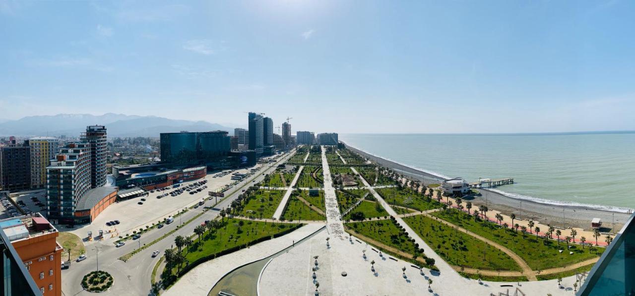 Sea View Apartments Orbi Beach Tower 바투미 외부 사진